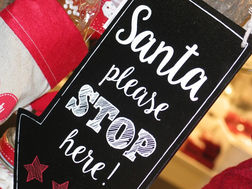 Heartfelt Seasonal Greetings to Spread the Christmas & New Year cheer
